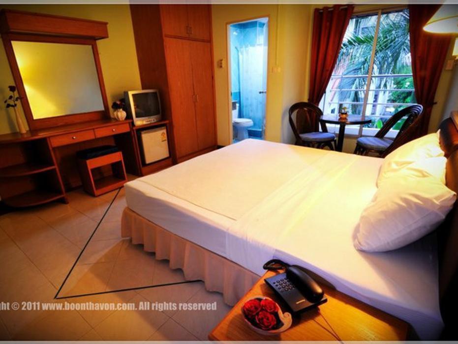 Boonthavon Aparthotel Chiang Mai Exterior photo